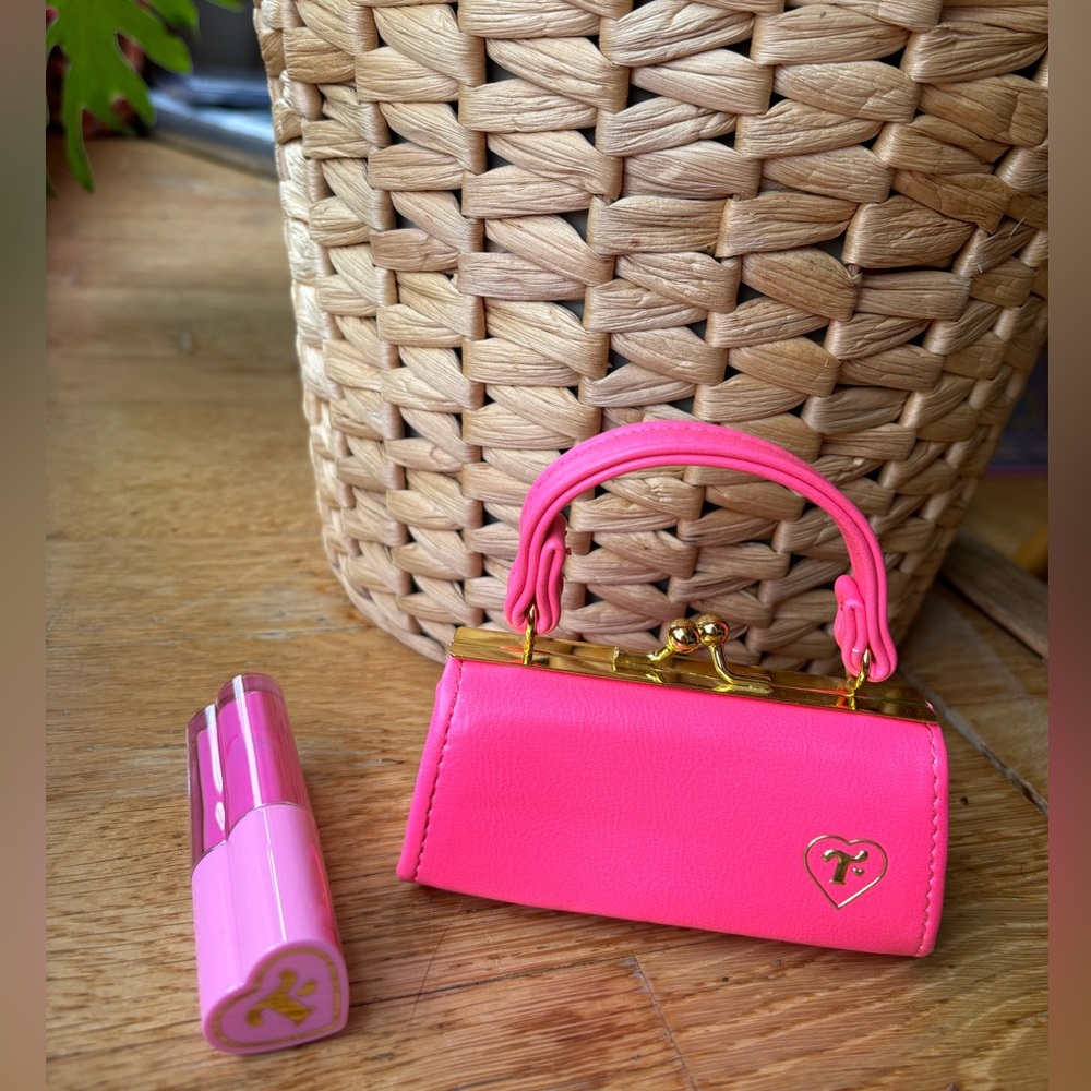 Trixie Motel - Trixie Mattel micro mini purse and lipstick